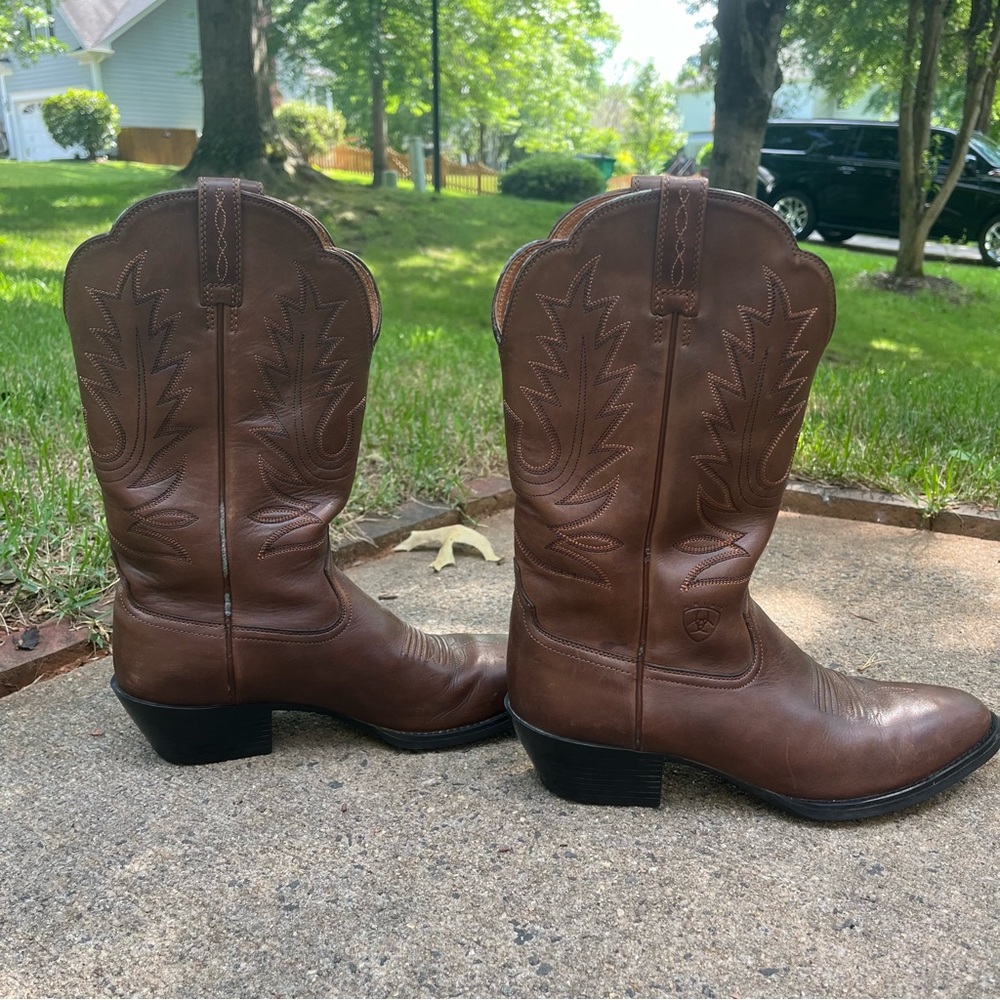 Ariat Leather Brown Cowboy Boots Size 8